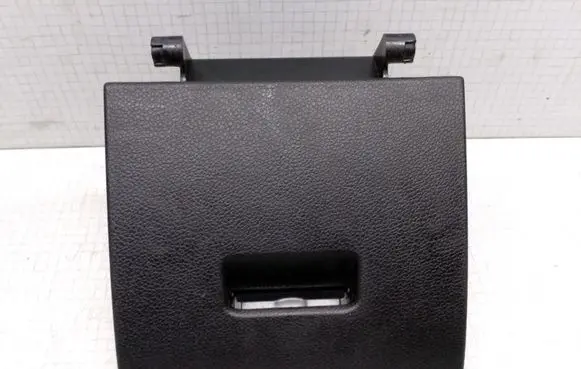 Ford Mondeo Mk III Glove box 1S7T14K016AB