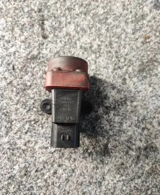 Renault Scenic I Fuel cut-off switch 7700414373