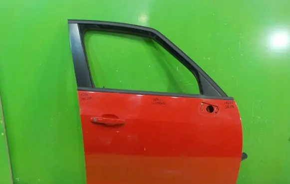Opel Zafira C Front door PRZOD WP284