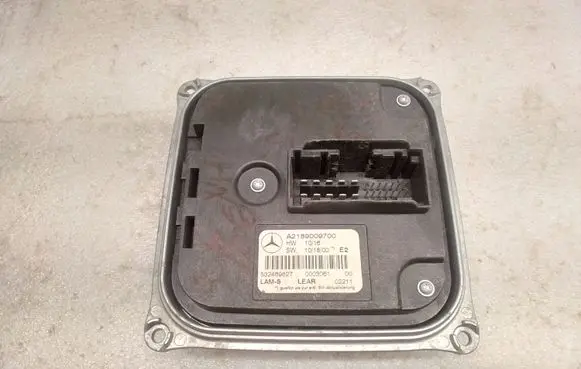 Mercedes-Benz CLS C218 X218 Headlight ballast module Xenon A2189009700