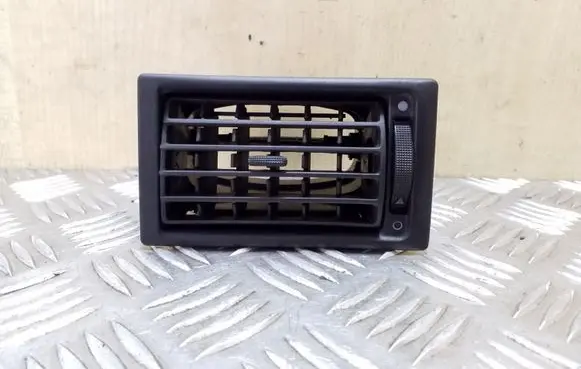 Volkswagen Transporter - Caravelle T4 Dashboard side air vent grill/cover trim 7D1819703