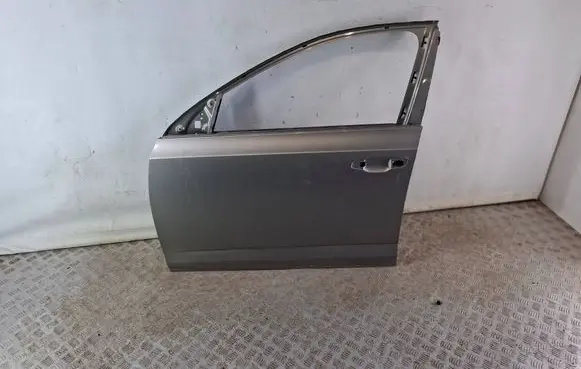 Skoda Octavia Mk3 (5E) Front door 5E0831311
