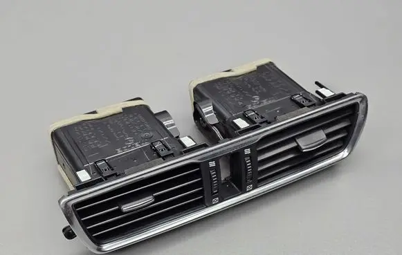 Mazda 3 III Dash center air vent grill BHN26491X BHR26491X BHN2GM910