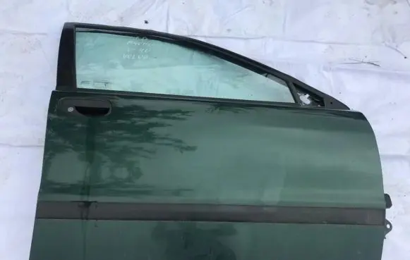 Volvo S40, V40 Front door