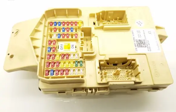 KIA Optima Fuse module 91950A8710