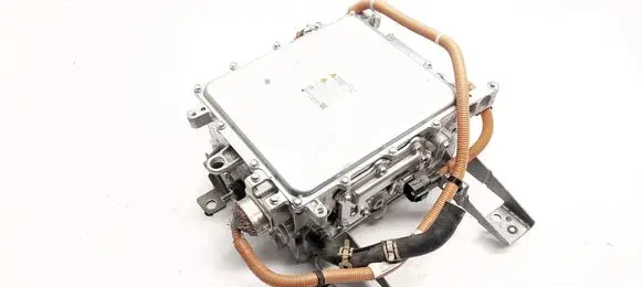 Mitsubishi Outlander Voltage converter inverter W005T70271