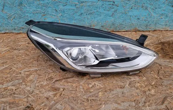 Ford Fiesta Headlight/headlamp 175PL25170 H1BB13W029CE
