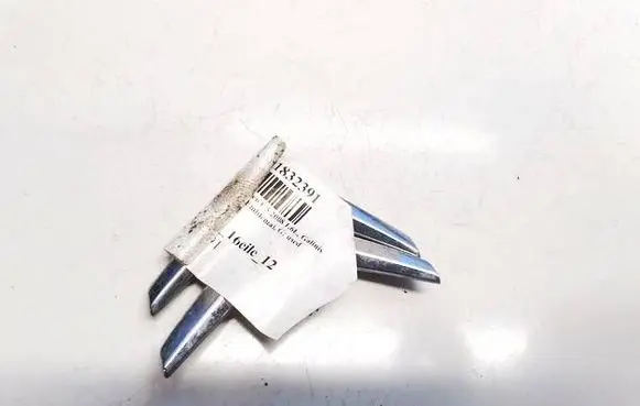 Citroen C5 Manufacturer badge logo/emblem 9685652780