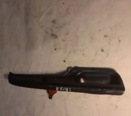 Seat Ibiza II (6k) Front door window switch trim 6K0867172A