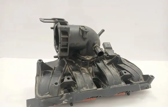 Volkswagen Golf VI Intake manifold 03C129711AE ZSB709AJ 07012010