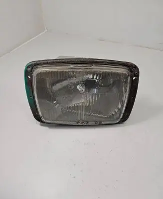 Mercedes-Benz 207 310 Headlight/headlamp 0301021301 4490R7