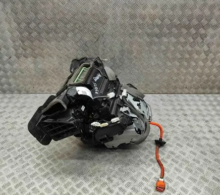 Nissan Leaf II (ZE1) Interior heater climate box assembly 272105SH1A