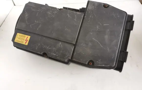 Mercedes-Benz C W203 Air filter box A2710940204