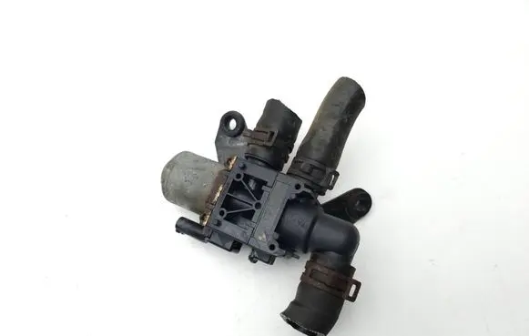 BMW X5 F15 Coolant heater control valve 6950257
