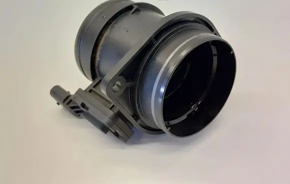 Volkswagen PASSAT B8 Mass air flow meter 04L906461B