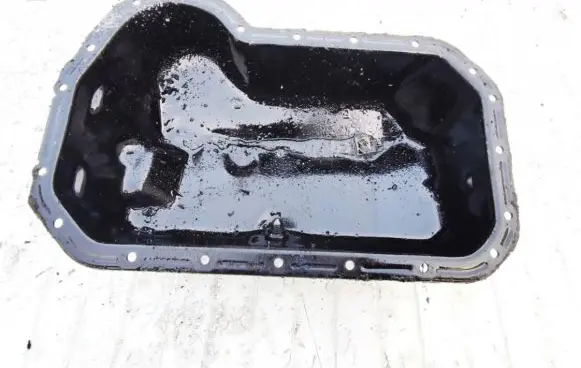 Volkswagen Golf III Oil sump