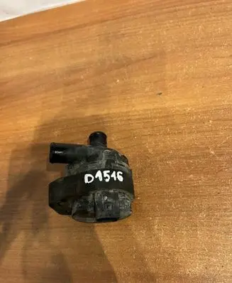 Mercedes-Benz E W212 Electric auxiliary coolant/water pump 027758 D1516