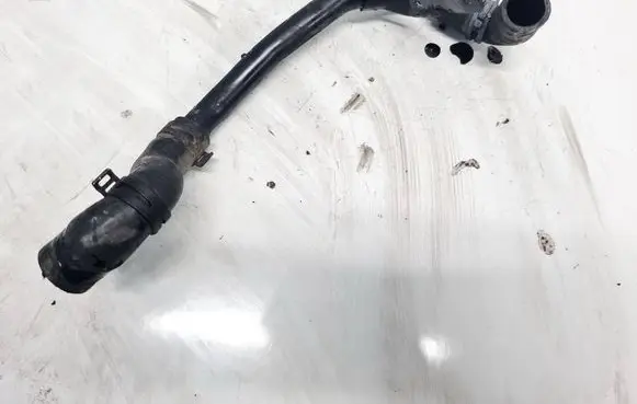 Skoda Superb B6 (3T) Engine coolant pipe/hose 