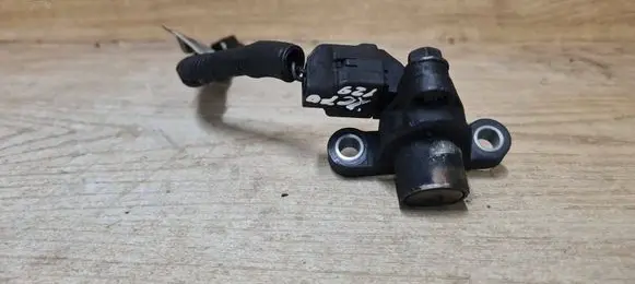 Volvo XC70 Crankshaft position sensor 30637803