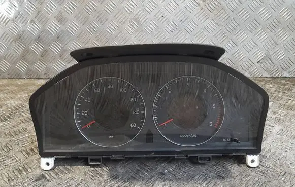 Volvo V70 Speedometer (instrument cluster) 31254540AA 36000416 69199680U
