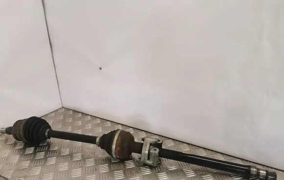 Front driveshaft