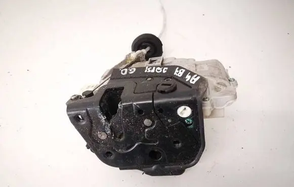 Audi A4 S4 B7 8E 8H Rear door lock 8E0839016AA