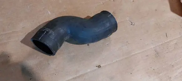 Audi A6 S6 C5 4B Intercooler hose/pipe 078145745N 17631G