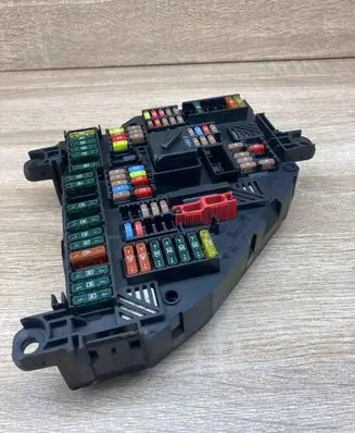BMW 5 F10 F11 Fuse module 9210857 1703345