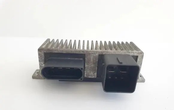 Renault Trafic III (X82) Glow plug pre-heat relay 8200558438