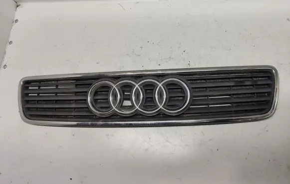 Audi A4 S4 B5 8D Front grill 8D0853651D