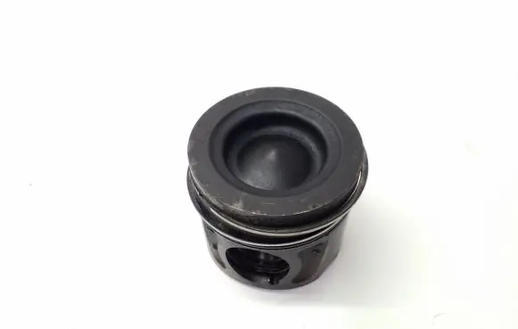 KIA Sportage Piston 4CY0