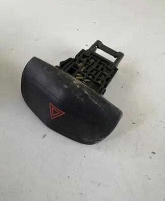 Nissan Primera Hazard light switch 06016