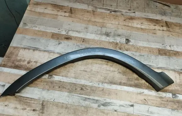 Honda CR-V Front arch trim 