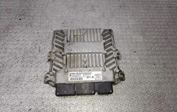 Volvo V50 Engine control unit/module 30729065A 5WS40092IT