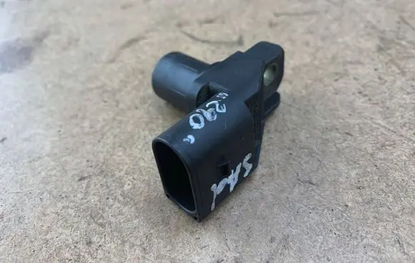 BMW X3 E83 Camshaft position sensor 7792256 13627792256 779225603