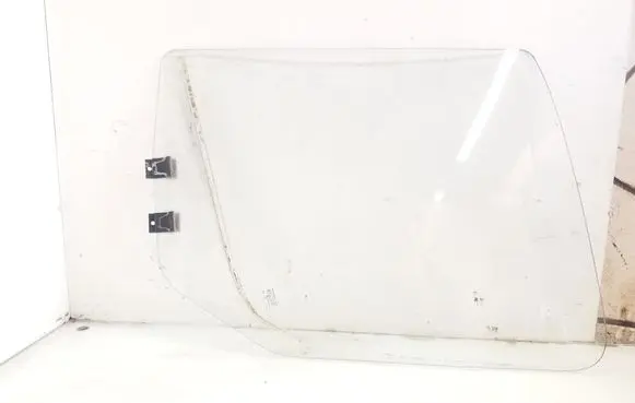 Mercedes-Benz Sprinter W906 Front door window glass four-door 43R001025