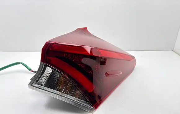Toyota Auris E180 Rear/tail lights 8156102A61