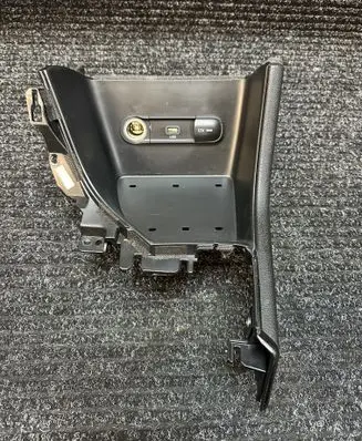 KIA Sportage Other center console (tunnel) element 84681F1700 T8ELK0681 84680F1780WK