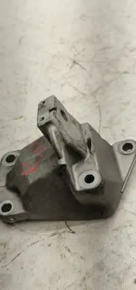 Dodge Durango III Engine mounting bracket 68252524AA