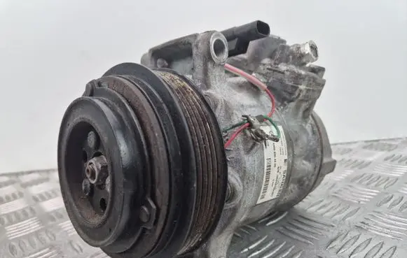 Mercedes-Benz C W205 Air conditioning (A/C) compressor (pump) A0008304400 00259108463