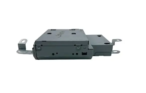 Mazda 3 II Radio/CD/DVD/GPS head unit BAEK66DRXA