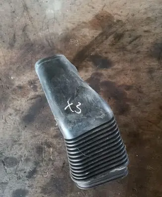 BMW X3 E83 Air intake duct part 11564310