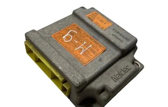 Mazda 323 Airbag control unit/module B25E57K30B 3321458 9103A