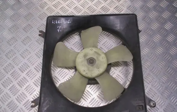Suzuki Liana Fan set 
