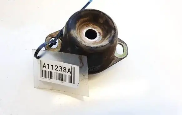 Peugeot 307 Engine mount bracket 96230491