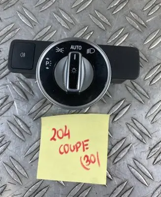 Mercedes-Benz C W204 Light switch 