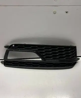 Audi A5 8T 8F Front bumper lower grill 8T0807682K