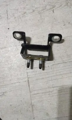 Jeep Cherokee Tailgate/trunk/boot hinge 580AD