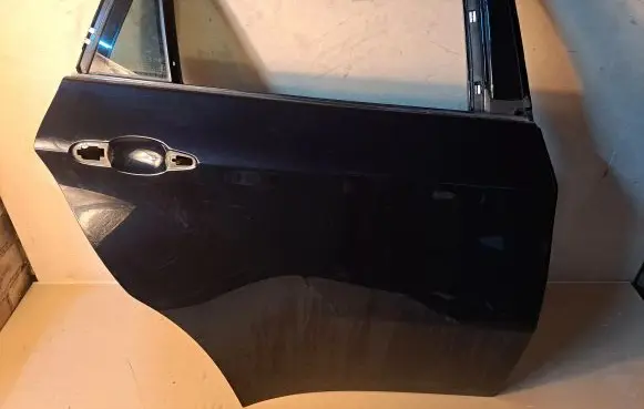 BMW X6 M Rear door