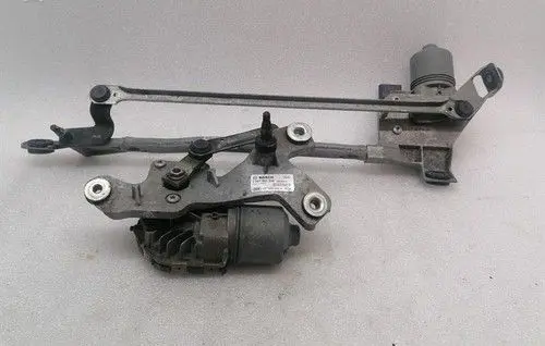 Audi R8 42 Front wiper linkage and motor 427955113A